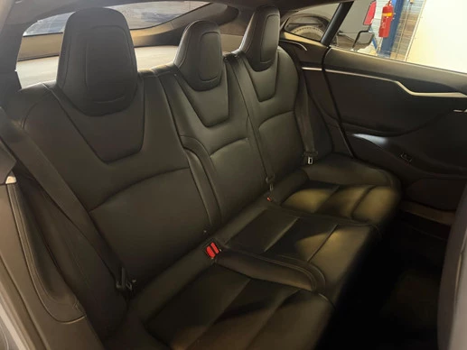 Tesla Model S - Afbeelding 30 van 30