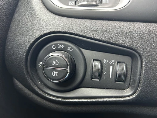 Jeep Renegade - Afbeelding 24 van 30