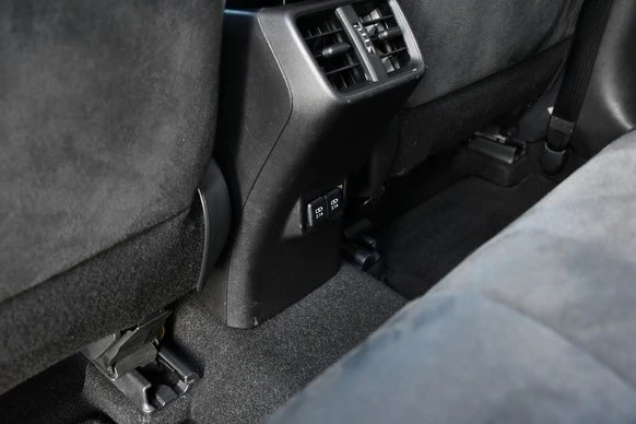 Lexus UX - Afbeelding 23 van 30