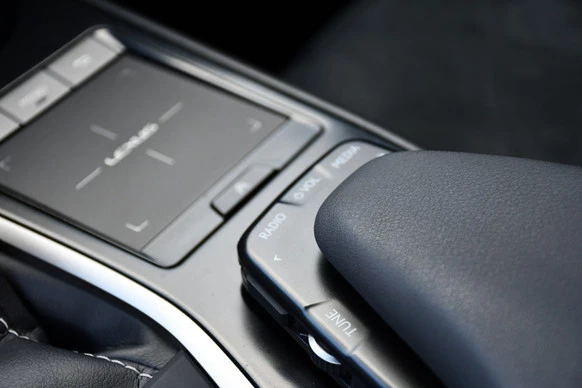 Lexus UX - Afbeelding 26 van 30