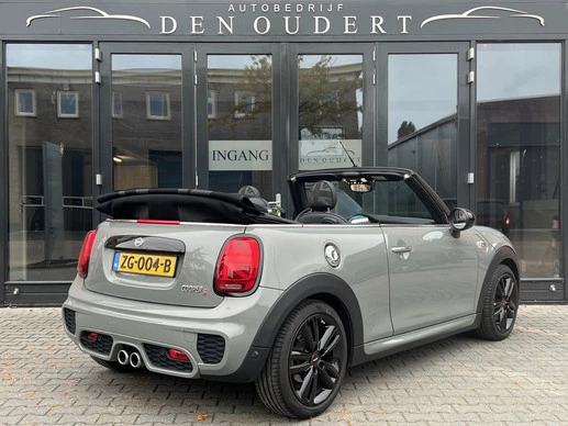 MINI Cooper S Cabrio - Afbeelding 2 van 20