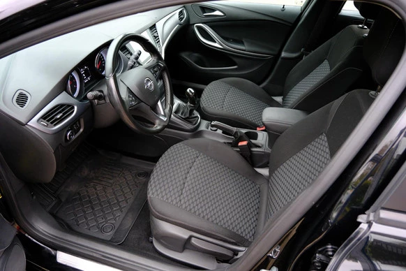 Opel Astra - Afbeelding 2 van 30