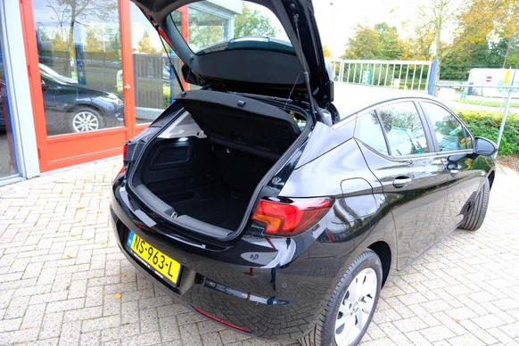 Opel Astra - Afbeelding 10 van 30