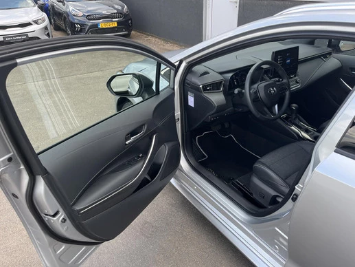 Toyota Corolla Touring Sports - Afbeelding 18 van 30