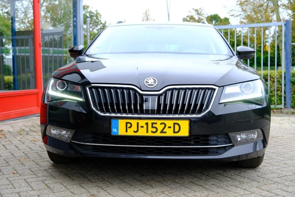 Škoda Superb - Afbeelding 7 van 30