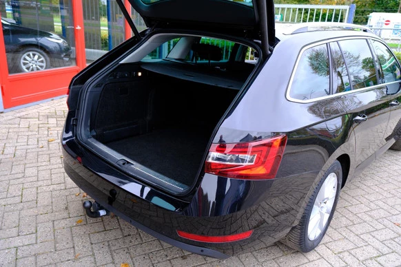 Škoda Superb - Afbeelding 10 van 30