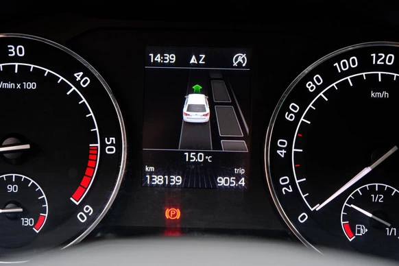 Škoda Superb - Afbeelding 25 van 30