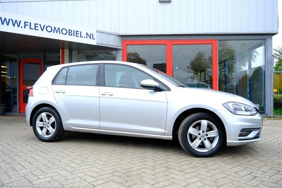 Volkswagen Golf - Afbeelding 4 van 30
