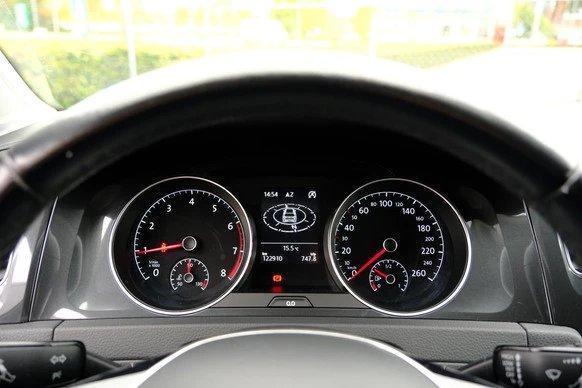 Volkswagen Golf - Afbeelding 13 van 30