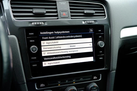 Volkswagen Golf - Afbeelding 16 van 30