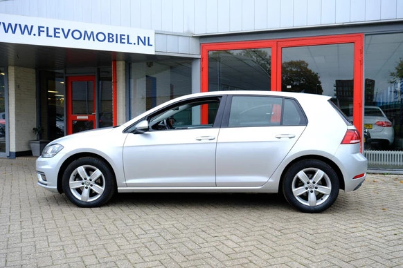 Volkswagen Golf - Afbeelding 27 van 30