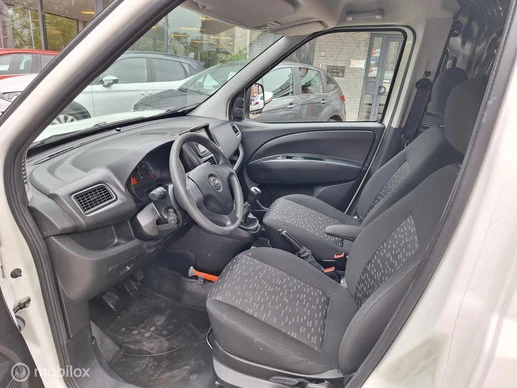 Opel Combo - Afbeelding 12 van 17
