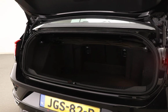 Volkswagen T-Roc - Afbeelding 17 van 30