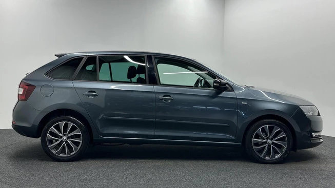Škoda Rapid - Afbeelding 11 van 30