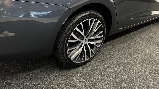SEAT Leon - Afbeelding 16 van 30