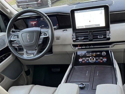 Lincoln Navigator - Afbeelding 21 van 30