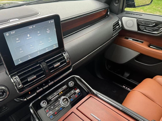 Lincoln Navigator - Afbeelding 14 van 30