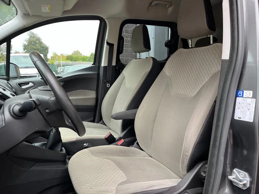 Ford Tourneo Courier - Afbeelding 11 van 27