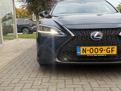 Lexus ES - Afbeelding 8 van 30