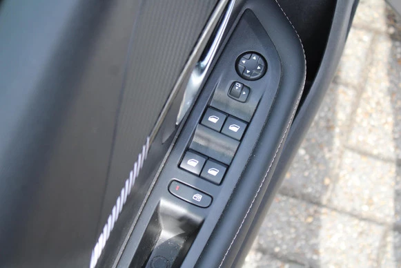 Peugeot 208 - Afbeelding 14 van 30