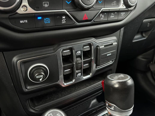 Jeep Wrangler - Afbeelding 23 van 30