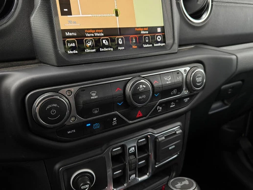 Jeep Wrangler - Afbeelding 24 van 30