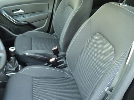 Dacia Duster - Afbeelding 28 van 30