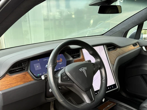 Tesla Model X - Afbeelding 17 van 25