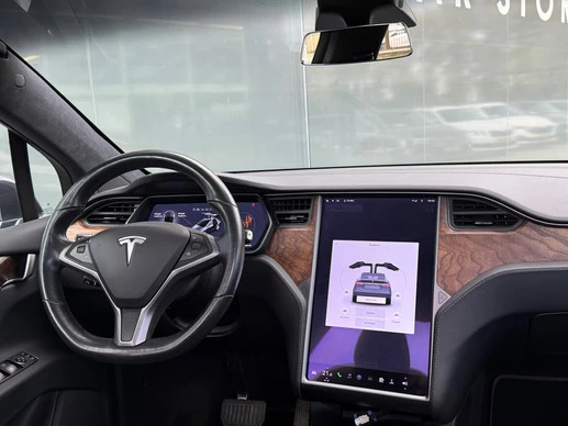 Tesla Model X - Afbeelding 18 van 25
