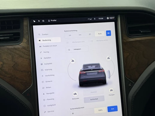Tesla Model X - Afbeelding 24 van 25