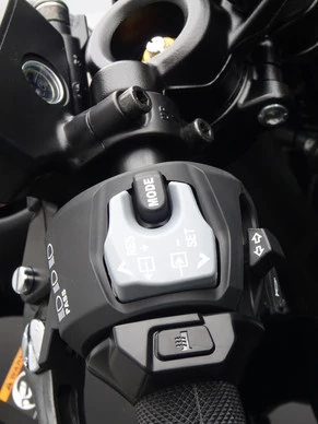 Suzuki GSX - Afbeelding 9 van 16