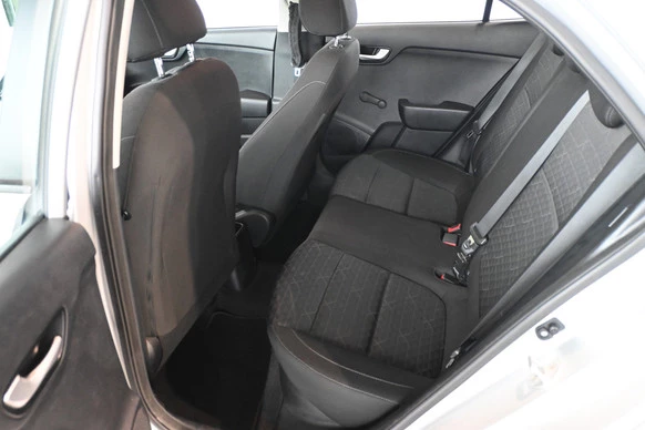 Kia Rio - Afbeelding 8 van 30