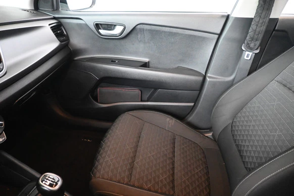 Kia Rio - Afbeelding 26 van 30