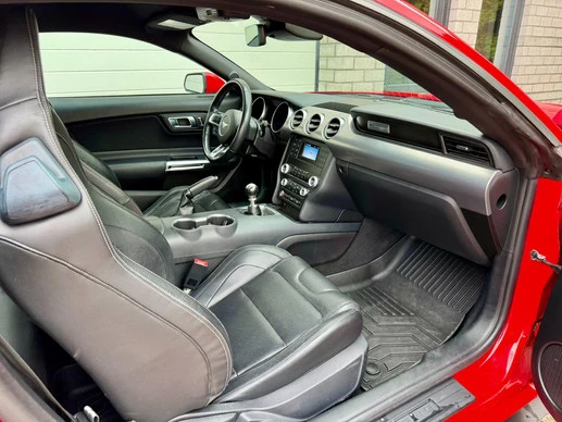 Ford Mustang - Afbeelding 14 van 23