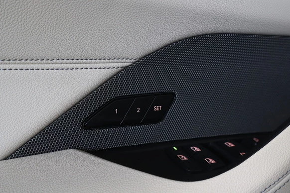 BMW i4 - Afbeelding 17 van 30