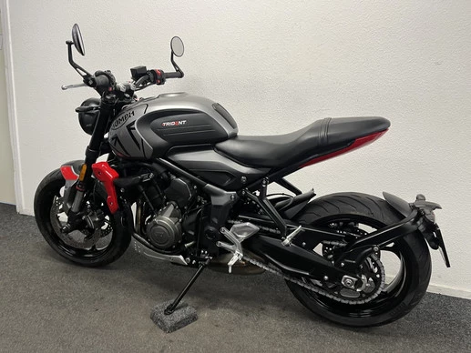 Triumph Trident 660 - Afbeelding 14 van 21