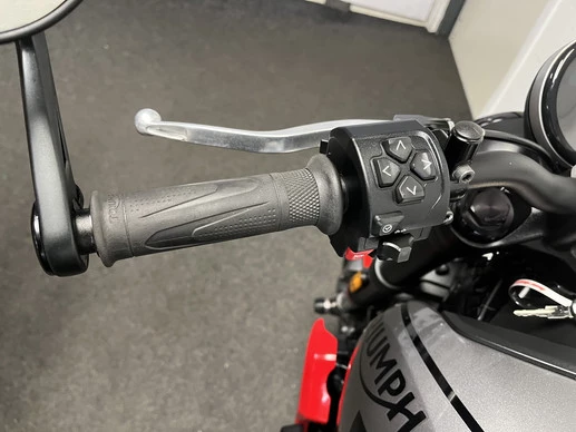 Triumph Trident 660 - Afbeelding 20 van 21