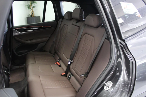 BMW iX3 - Afbeelding 13 van 30