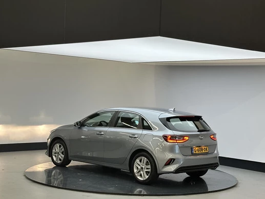 Kia Ceed - Afbeelding 2 van 26
