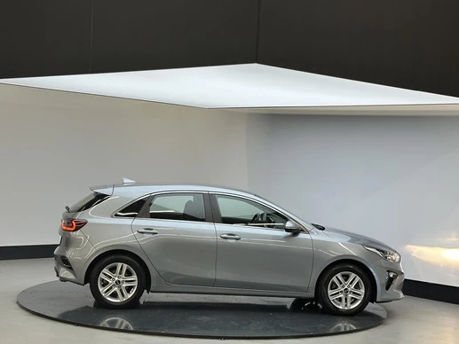 Kia Ceed - Afbeelding 15 van 26