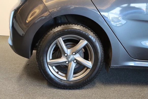 Kia Rio - Afbeelding 14 van 30