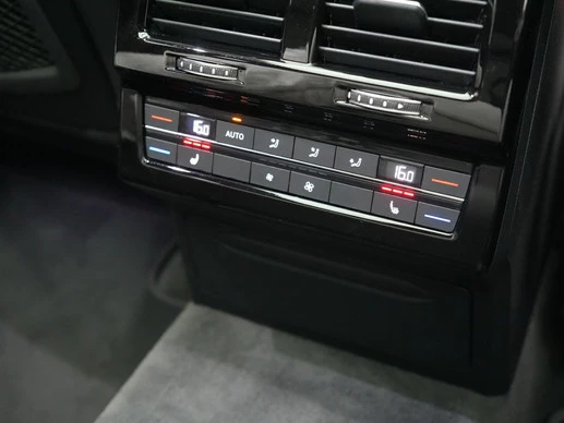 Volkswagen Touareg - Afbeelding 18 van 30