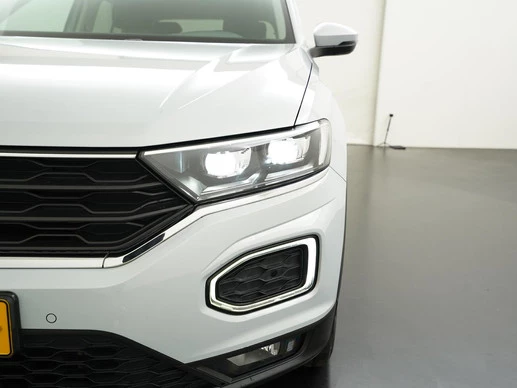 Volkswagen T-Roc - Afbeelding 22 van 30