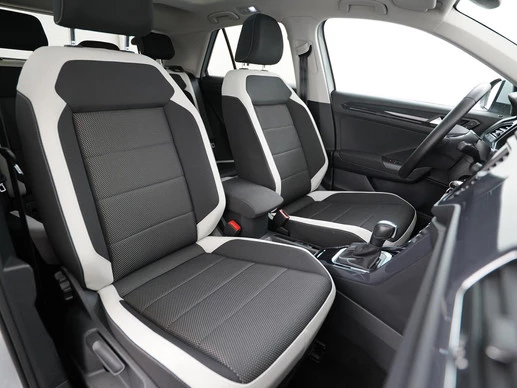 Volkswagen T-Roc - Afbeelding 27 van 30