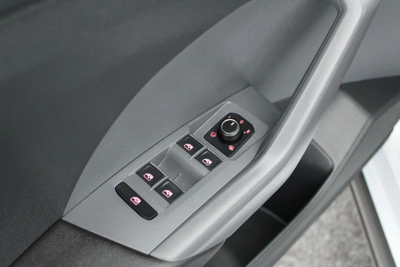 Volkswagen T-Cross - Afbeelding 15 van 30