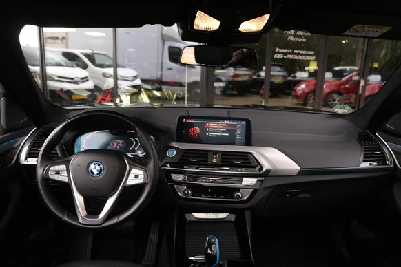 BMW iX3 - Afbeelding 17 van 30