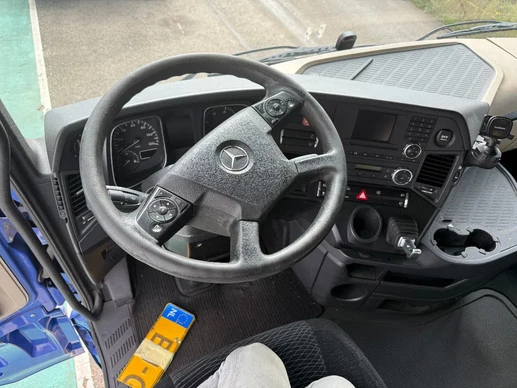 Mercedes-Benz Actros - Afbeelding 13 van 18