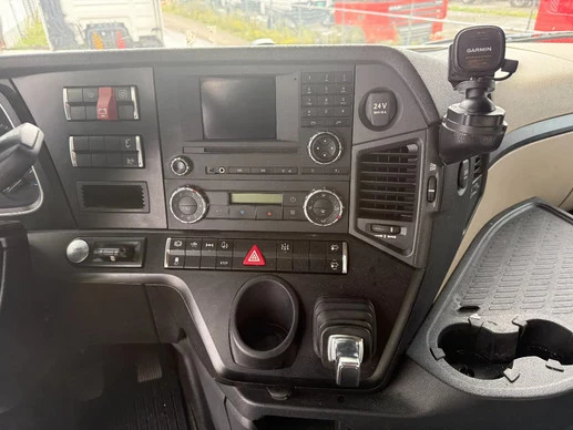 Mercedes-Benz Actros - Afbeelding 14 van 18