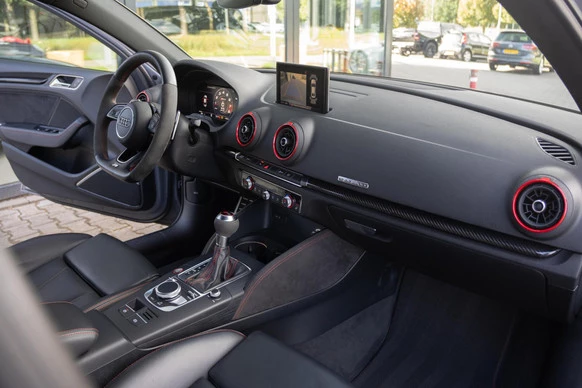 Audi RS3 - Afbeelding 23 van 30