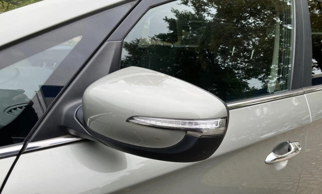 Kia Carens - Afbeelding 21 van 30